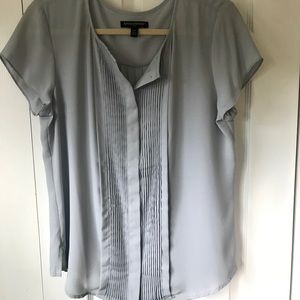 Banana Republic Gray Short Sleeved Blouse